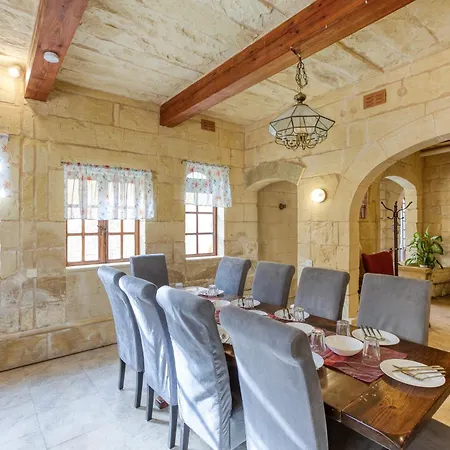 A Lovely 4br Townhouse In Gozo With Pool By 360 Estates Holiday home *