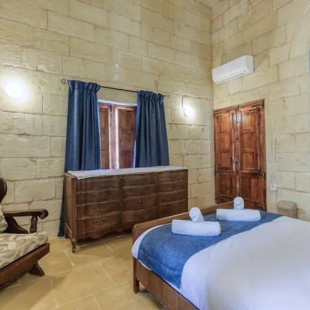 A Lovely 4br Townhouse In Gozo With Pool By 360 Estates Holiday home *