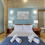 A Lovely 4br Townhouse In Gozo With Pool By 360 Estates Dom wakacyjny