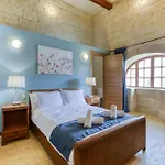 A Lovely 4br Townhouse In Gozo With Pool By 360 Estates * Għarb