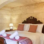 Dom wakacyjny A Lovely 4br Townhouse In Gozo With Pool By 360 Estates Għarb