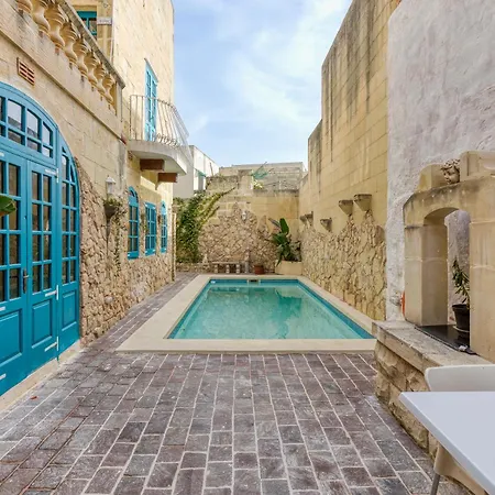 A Lovely 4br Townhouse In Gozo With Pool By 360 Estates Dom wakacyjny Għarb