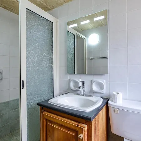A Lovely 4br Townhouse In Gozo With Pool By 360 Estates 펜션