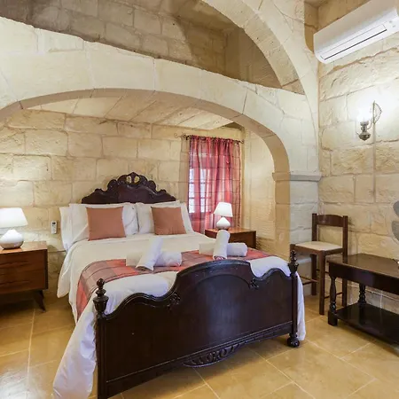 A Lovely 4br Townhouse In Gozo With Pool By 360 Estates *