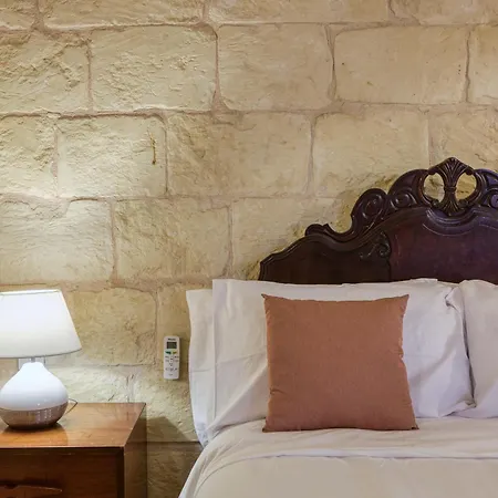 A Lovely 4br Townhouse In Gozo With Pool By 360 Estates 펜션