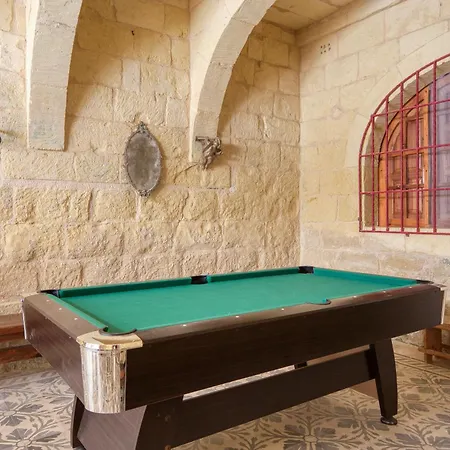 A Lovely 4br Townhouse In Gozo With Pool By 360 Estates 펜션 *
