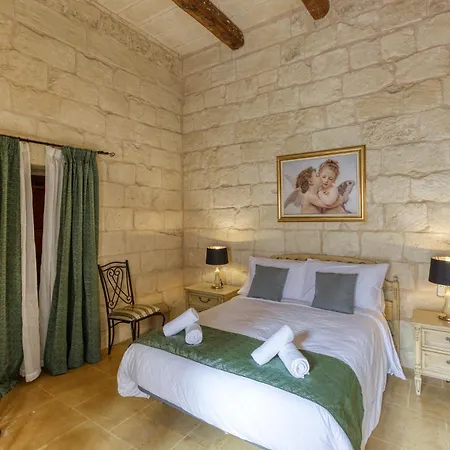 Nyaraló A Lovely 4br Townhouse In Gozo With Pool By 360 Estates *